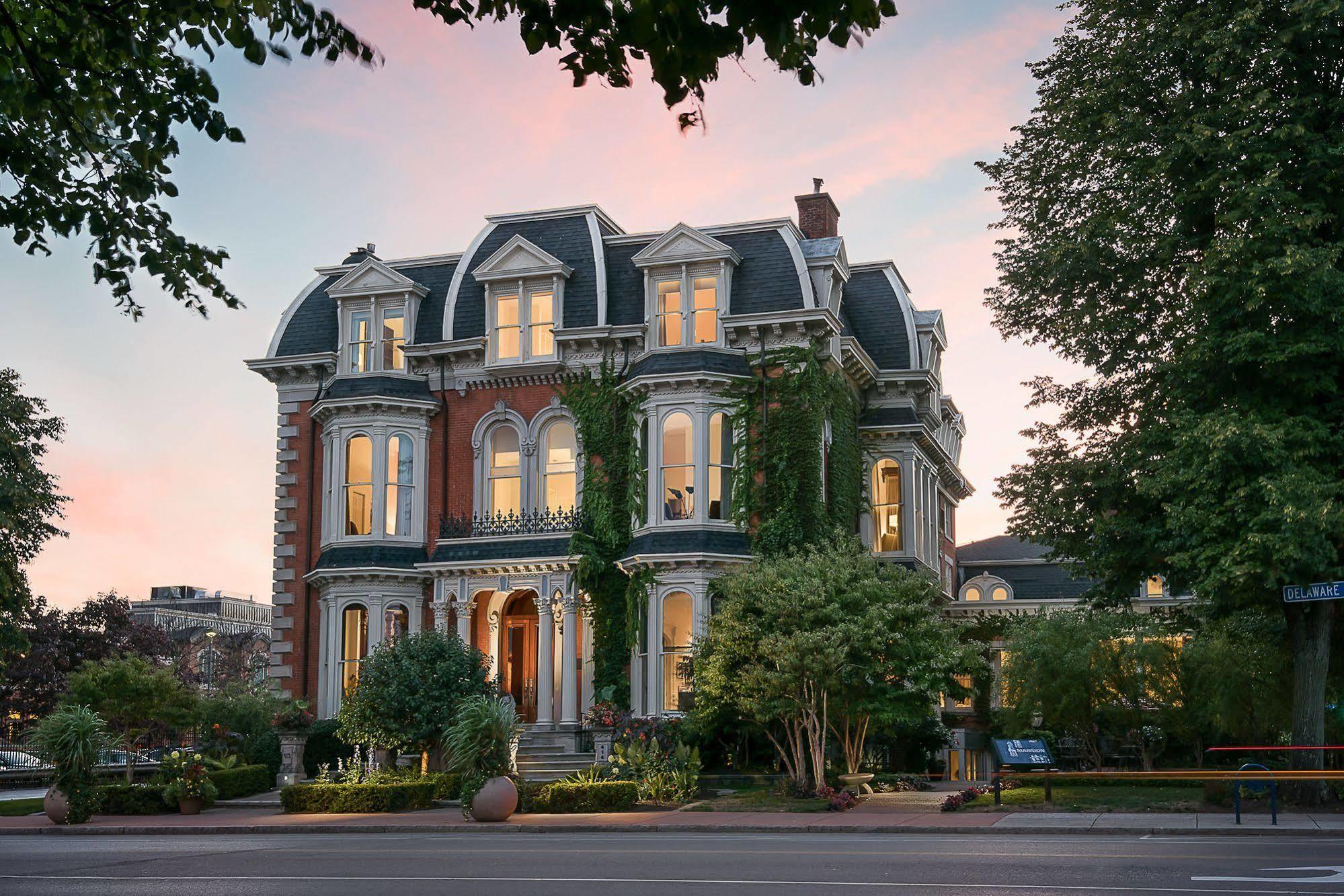 The Mansion On Delaware Avenue Hotel บัฟฟาโล ภายนอก รูปภาพ